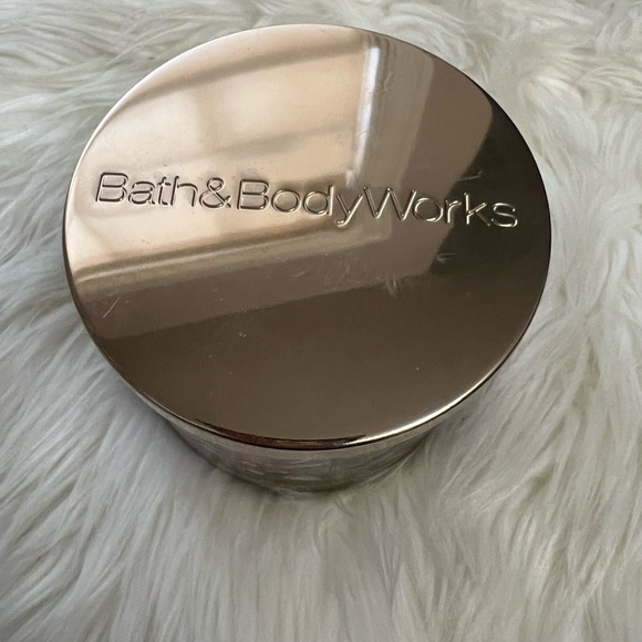 Blush Amber Peonies Bath & Body Works Candle - Picture 2 of 3